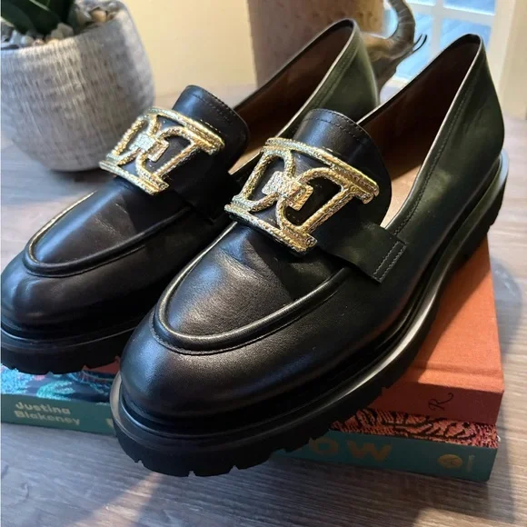🧶Dissona NWOB Black Leather Lug Sole Loafers Gold Buckle Size EU 40 + Free Gift